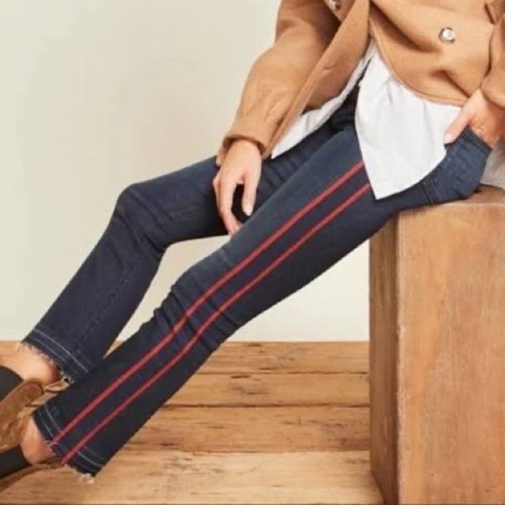 Veronica Beard Carolyn 10” Baby Boot cut jeans